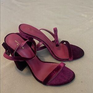 PrettyLittleThing VELVET Burgundy Strappy Block Heel Sandals size 5” Womens